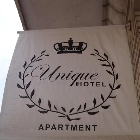 Aparthotel Unique