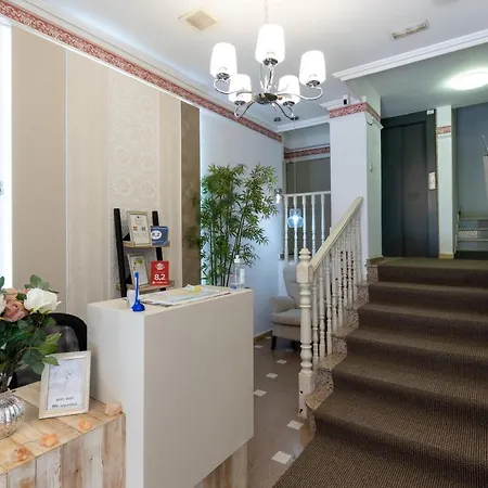 Hotel apartamentowy Unique 3*