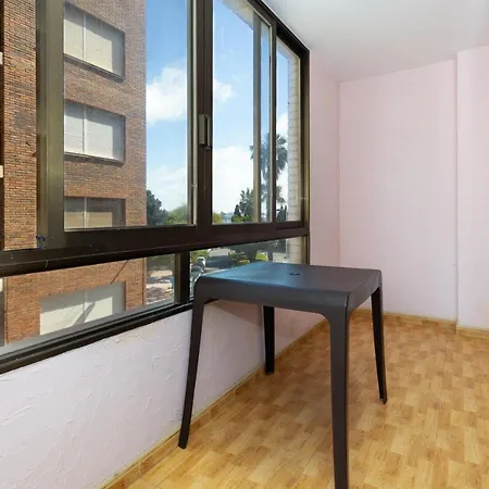 Unique 3*