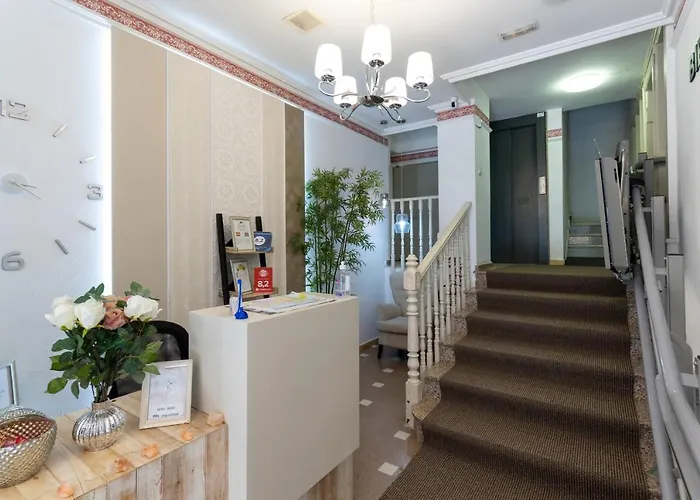 Aparthotel Unique 3*