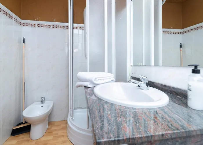 Aparthotel Unique 3*