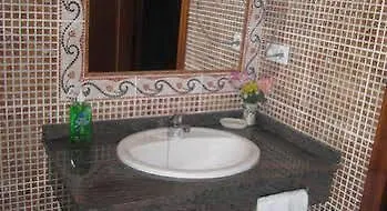 Aparthotel Unique